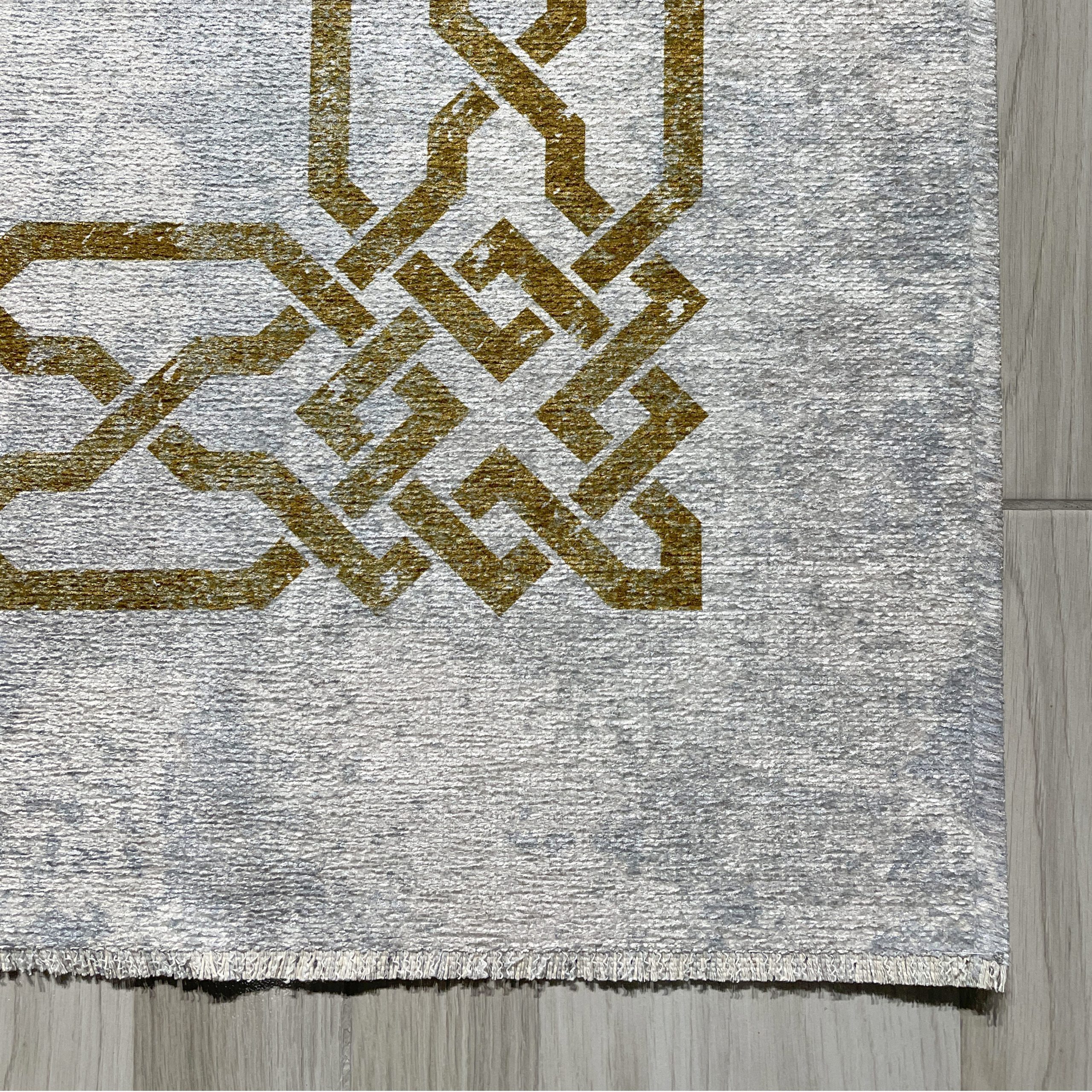 Netline Home Gray Silver Modern Machine Washable Chenille Rug Design 532-01 - Detailed Photoshoot - Netline Home