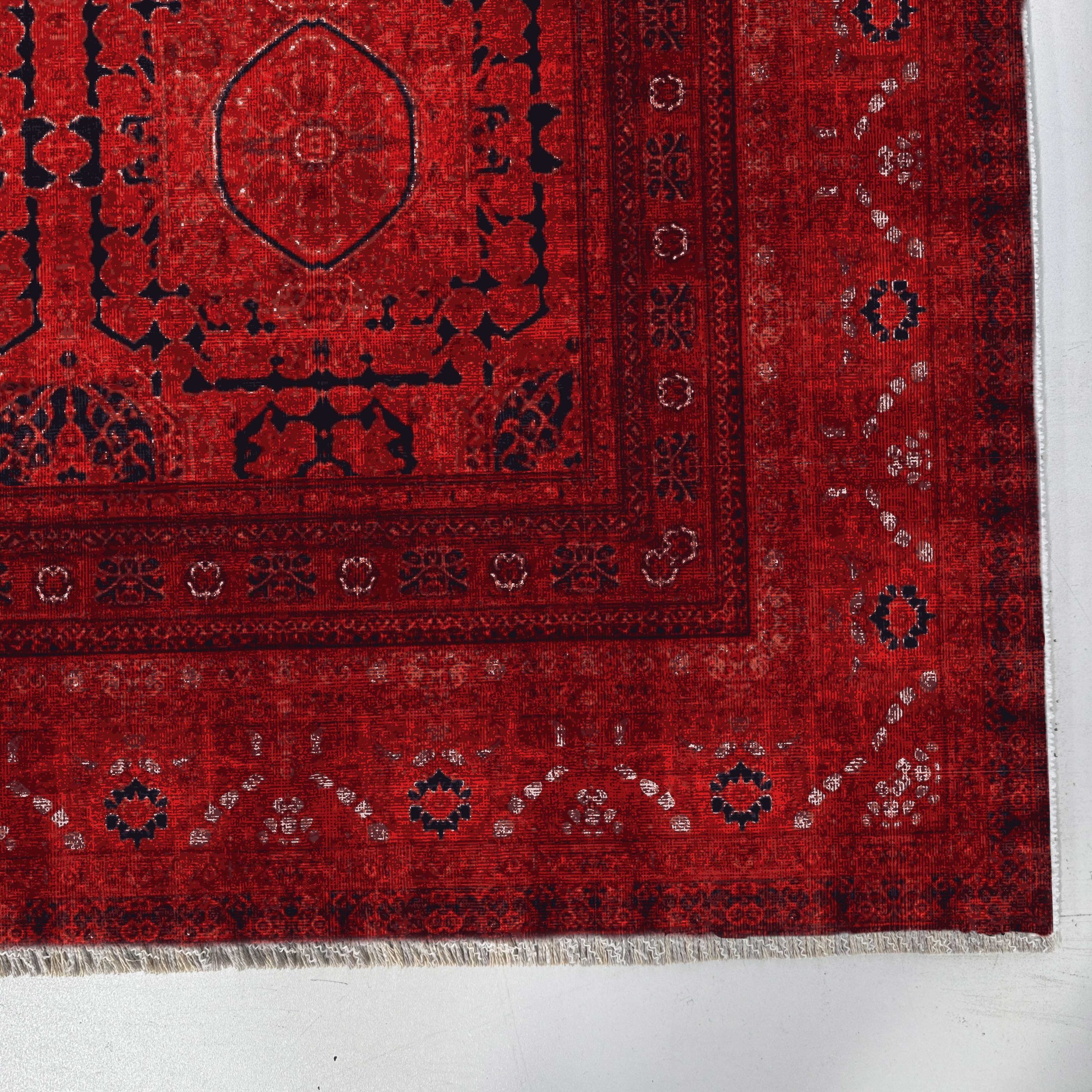 Netline Home Red Burgundy Ethnic Classic Vintage Machine Washable Chenille Rug Design 3011-01 - Gallery Image 3 - Netline Home